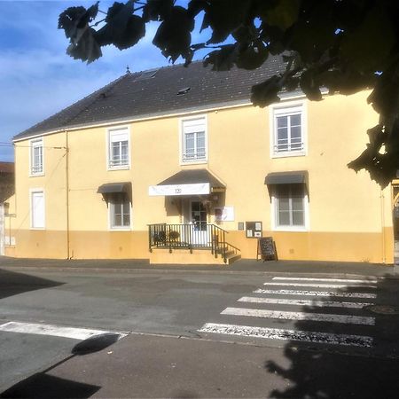 Le 120 - Groupe Logis Hotels - Ex Auberge La Terrasse La Châtaigneraie Kültér fotó